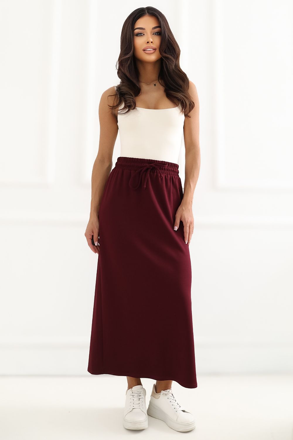  rok model 230418 Lakerta 